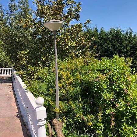 Willa La Casona De La Carbayeda Oviedo Zewnętrze zdjęcie